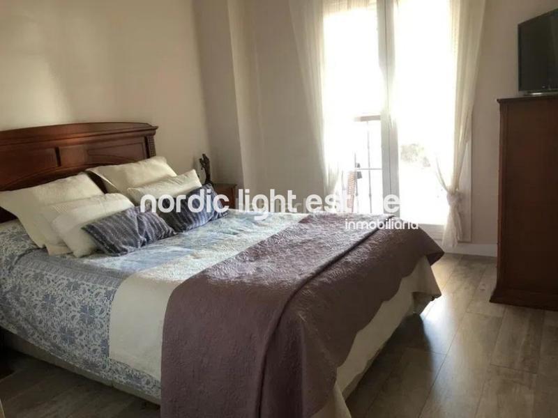 Foto c1aa0e3c-91f6-421c-b250-8d61e598313c. Appartamento con parcheggio piscina in La Cala del Moral Rincón de la Victoria