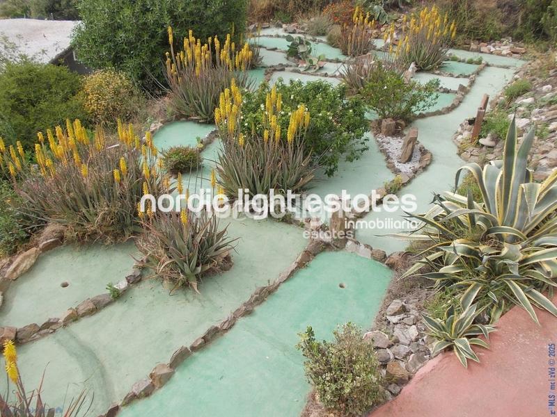 Foto 376ef436-0db8-41d4-8c59-78329b5ed33b. House with parking pool in Torrox pueblo Torrox