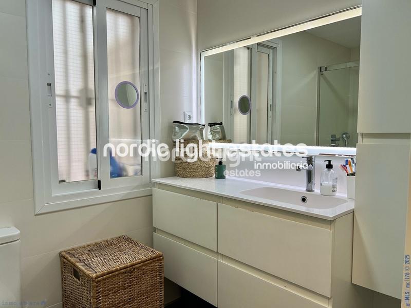 Foto 87d6d710-6bc1-4465-82ec-6f7a18ca6394. Appartement dans Centro Torre del Mar