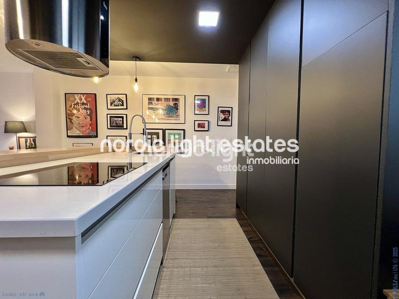 Foto db2314fc-0293-4ce9-8657-947d96322100. Pis a Centro Torre del Mar