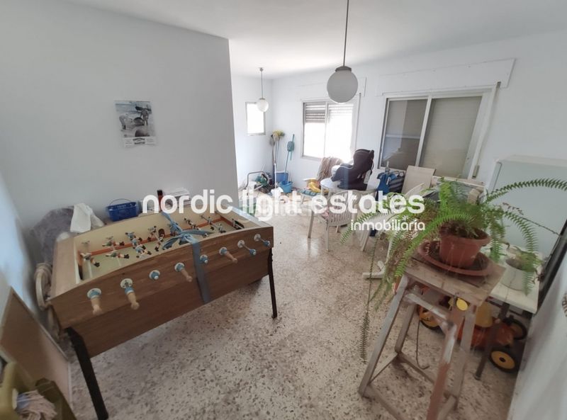 Foto 167b9f71-050a-40e6-b75a-aff545e457e7. Maison avec parking piscine dans Avda Pescia - Ctra de Frigiliana Nerja