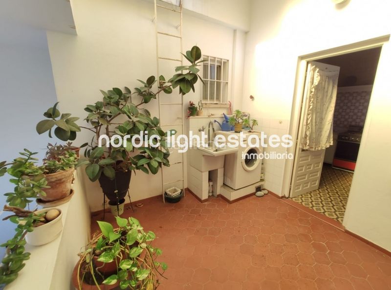 Foto 8e0d6479-97ec-4054-95c9-d757e2443632. Maison avec parking piscine dans Avda Pescia - Ctra de Frigiliana Nerja