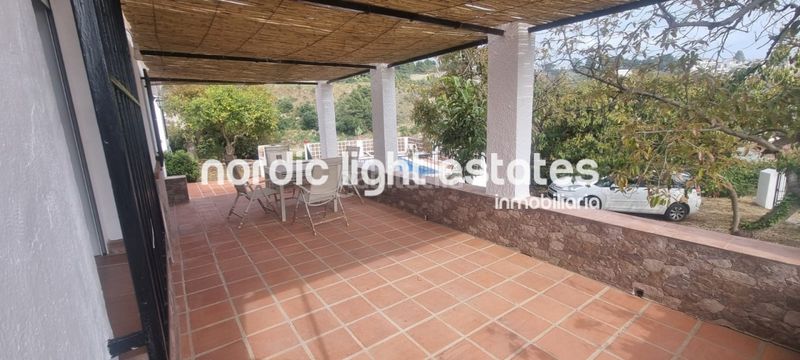Foto 7fba4559-59ae-448c-b17f-49e2ef62714e. Casa amb piscina a Frigiliana