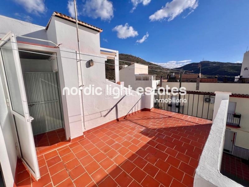 Foto b9a72264-e0ed-4600-a842-e9fc2ccfccff. Casa a Torrox pueblo Torrox