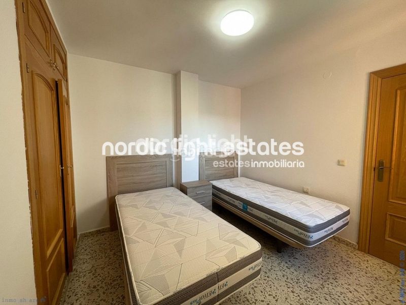 Foto a71fe723-8847-455b-9fc1-6b1b056c8628. Pis amb piscina a Poniente-Faro Torre del Mar