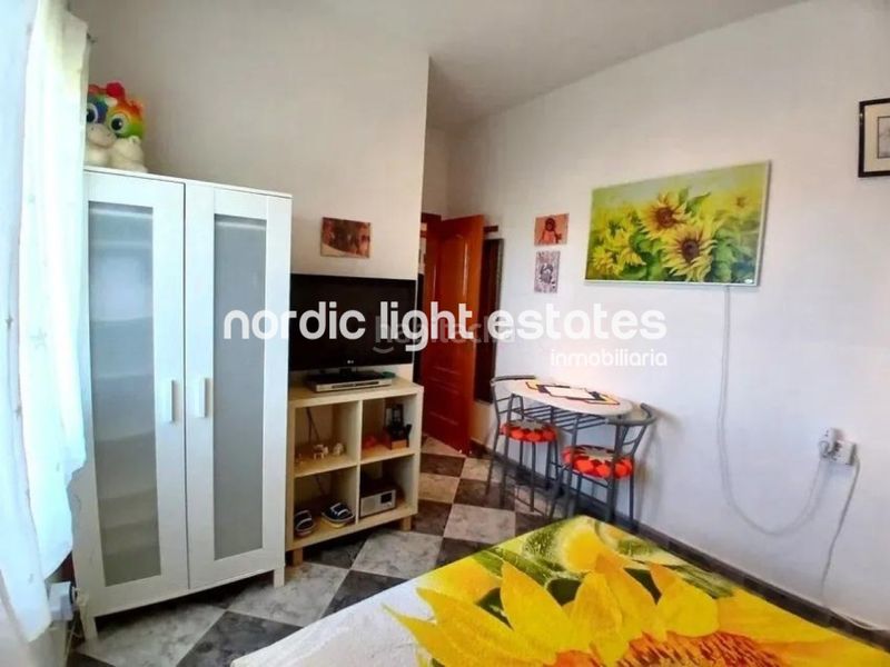 Foto 6c9528fb-095e-4e69-b5c7-7256f0e78c5d. Casa amb aparcament piscina a Almayate Bajo