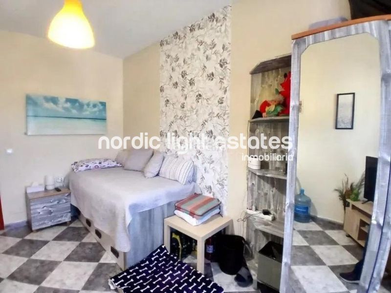 Foto f3aadf0c-9337-456c-802d-05b42bb65322. Casa amb aparcament piscina a Almayate Bajo