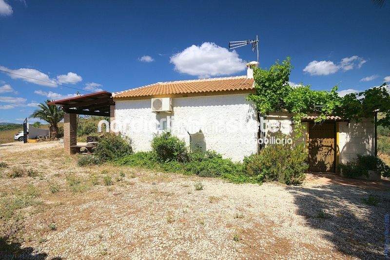 Foto 4d3f2f17-3e93-4ad3-b326-730b0cb7bd10. Casa amb aparcament piscina a Periana