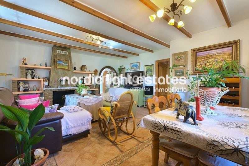 Foto c54388e5-3b93-4120-b1b5-f94e9edeff1b. Casa amb aparcament piscina a Periana