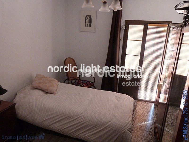 Foto 1299b196-a186-4012-ba0a-2d089a6e613d. Casa amb aparcament a Algarrobo pueblo Algarrobo