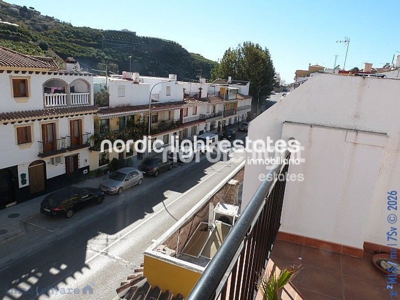 Foto 7c54b109-9807-4aeb-8904-2af2ac2fbcb9. Casa amb aparcament a Algarrobo pueblo Algarrobo