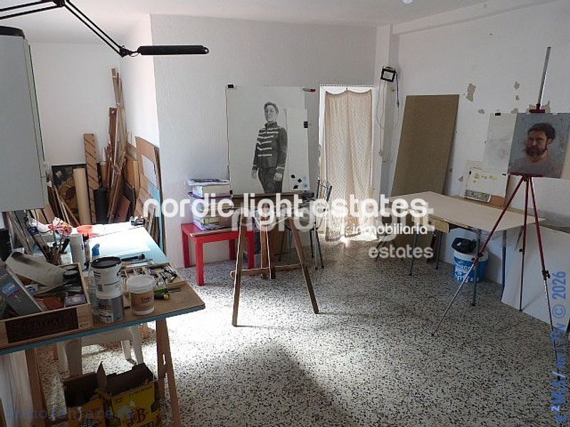 Foto a332d8d5-65d7-46e2-a128-156dfda6c62a. Casa amb aparcament a Algarrobo pueblo Algarrobo