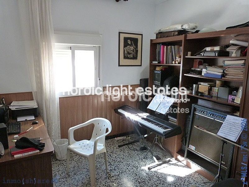 Foto ddc86bd5-0046-4344-9e33-86df774d255f. Casa amb aparcament a Algarrobo pueblo Algarrobo