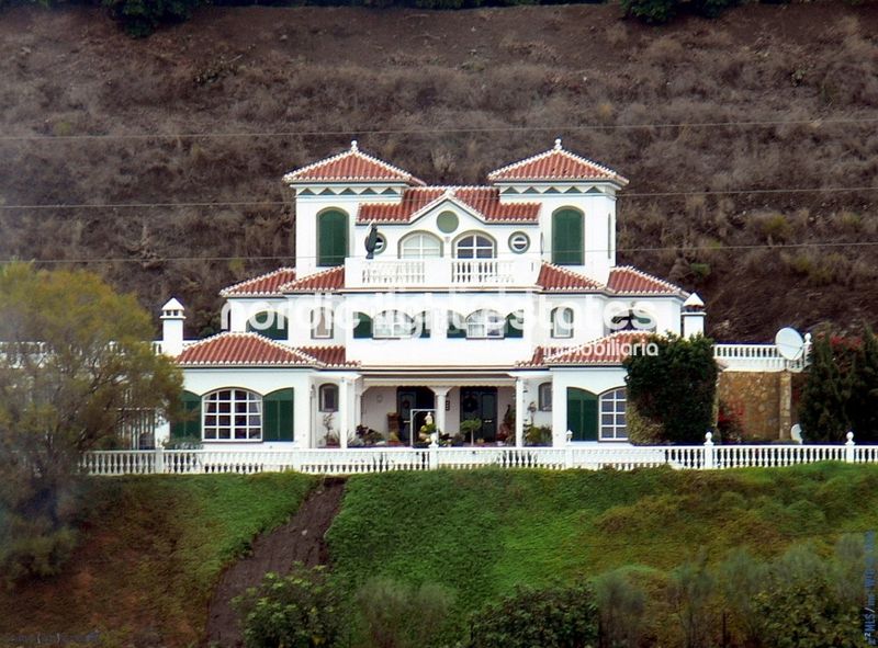 Foto f5a297a6-8f73-42db-96ae-d051de8e1ce7. Haus mit pool in Torrox park Torrox