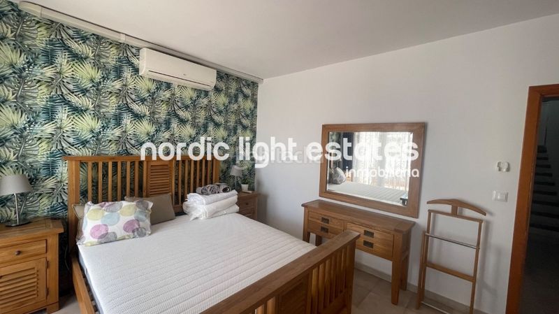 Foto 44c95a08-b0cd-46d6-b5a1-1c5d2e09f43a. Casa amb piscina a nueva Nerja Nerja