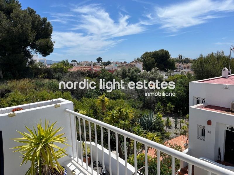 Foto 66393acd-ea1c-4e29-aa00-dce0aba7f459. Casa amb piscina a nueva Nerja Nerja