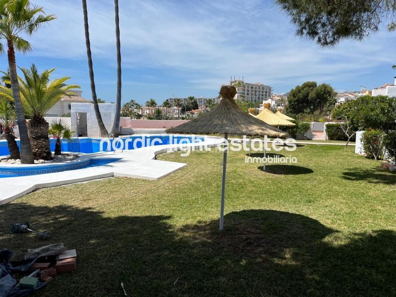 Foto 6cfcd1bc-8e80-4026-8850-e248cad3c215. Casa amb piscina a nueva Nerja Nerja