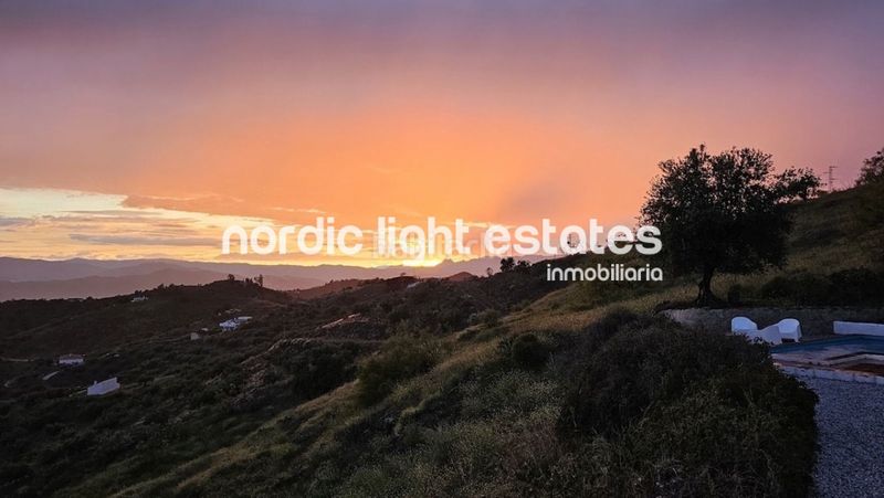 Foto 80e1a02b-33f5-4d8a-a568-84b4ce9e0882. Casa en Canillas de Aceituno