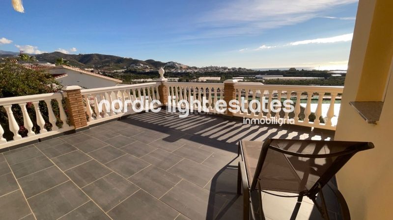Foto bfe956de-92b9-4f53-b26a-65111f21eaa0. Casa en Urbanización Santa Rosa Torrox