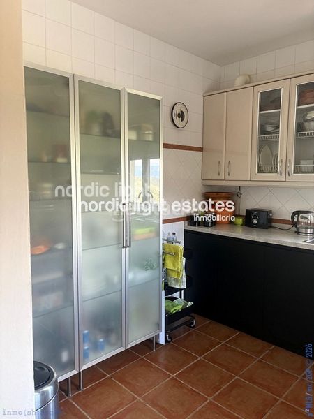 Foto abafe27e-3b87-4e12-b19c-6339edb26c14. Casa con piscina in Comares