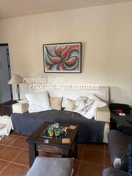 Foto f6e7f593-7f5e-4edb-bd4c-b68e2e501aff. Casa con piscina in Comares