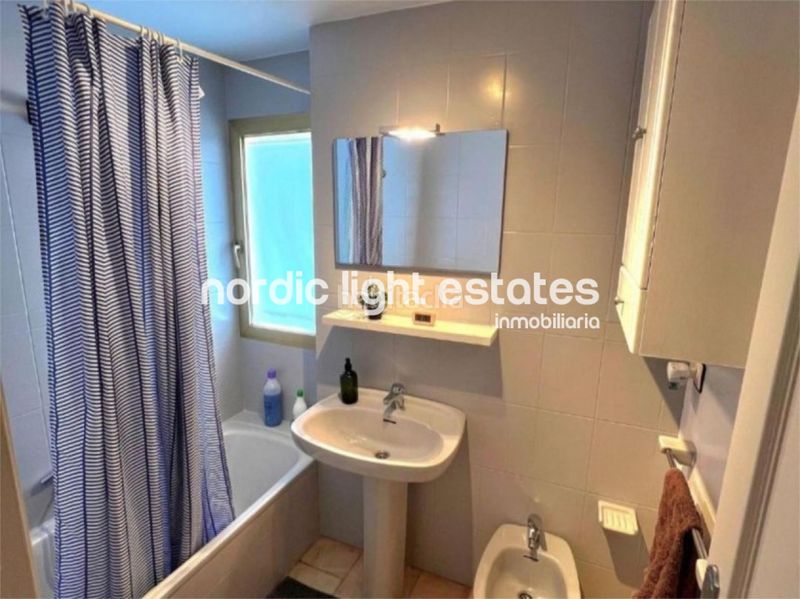 Foto 191bf744-2211-468f-944c-53de198c1098. Piso en Almuñecar centro Almuñécar