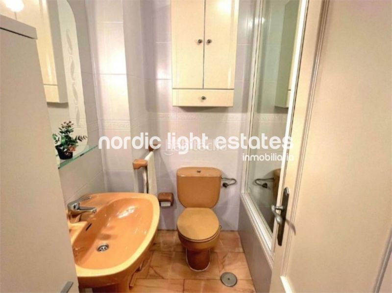 Foto 99deace6-3e92-4d17-a7ca-da3f9b69aeea. Piso en Almuñecar centro Almuñécar