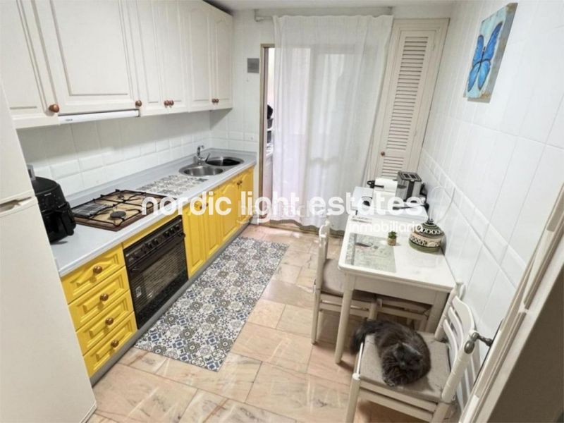 Foto aeee69c5-e89f-4122-a18d-29102a296dbe. Piso en Almuñecar centro Almuñécar