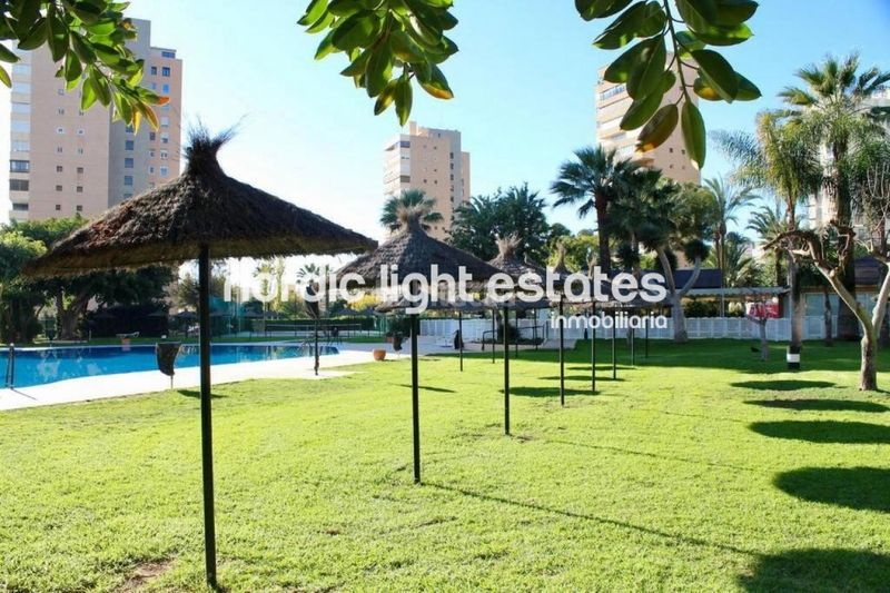 Foto 07baaac7-85dc-4e9e-9387-2a875a0d2439. Pis amb aparcament piscina a Playamar - Benyamina Torremolinos