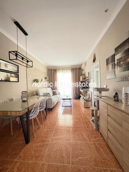 Foto c714c2ec-a83d-46b9-9d25-b64d5b3d5596. Piso en Girón - Las Delicias Málaga