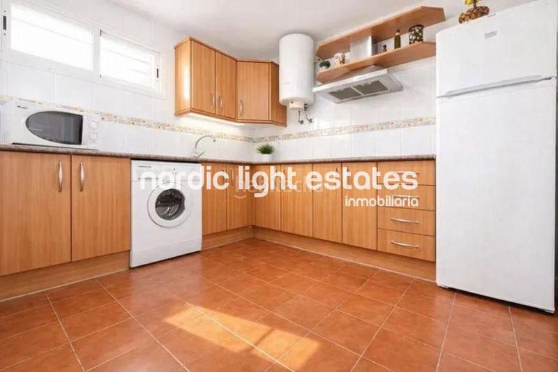 Foto bb9e4630-3d2c-4689-abdb-6035bc9bef4c. Appartamento con parcheggio piscina in El Morche Torrox
