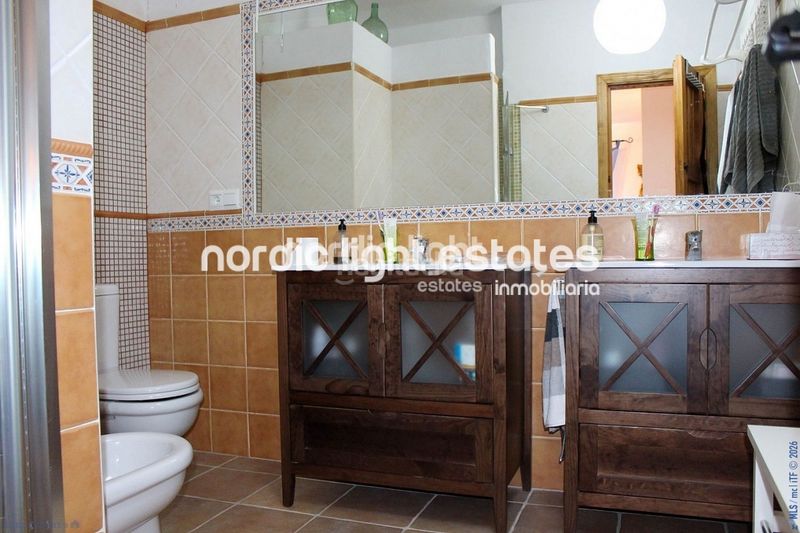 Foto 0600f70d-da2f-4d91-ae2e-5ea08cee0385. Casa en Torrox pueblo Torrox