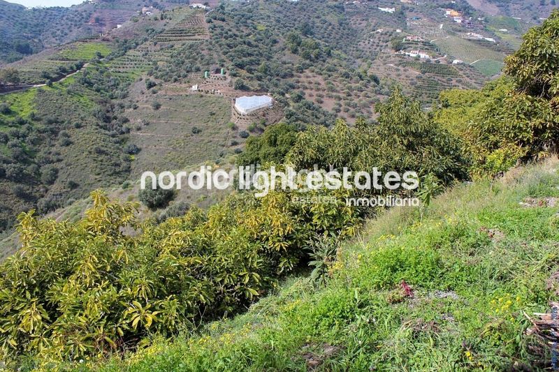 Foto 84f8761c-1f16-4b31-aff2-9c5168ea9a37. Casa en Torrox pueblo Torrox