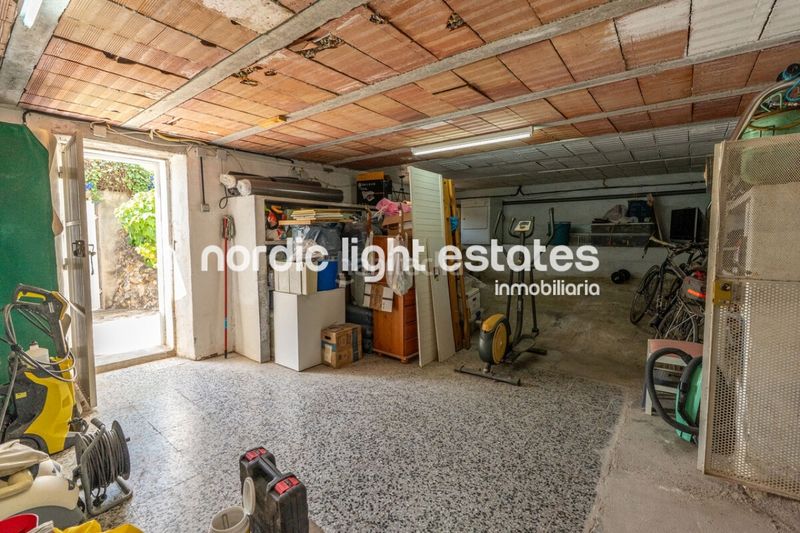 Foto fca80125-663d-4b93-861c-8e7ad32360ac. Casa amb aparcament piscina a Avda Pescia - Ctra de Frigiliana Nerja