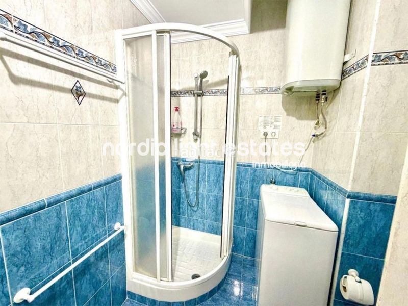 Foto f398723d-43c8-4625-a409-c8a61a7a6c3e. Appartamento con piscina in Velilla - Velilla Taramay Almuñécar
