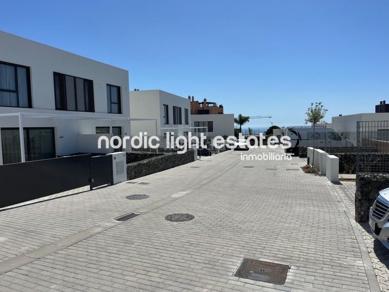 Foto 33440de2-fbc4-4cf5-9710-7a5501376f16. Casa amb piscina a Riviera del Sol Mijas