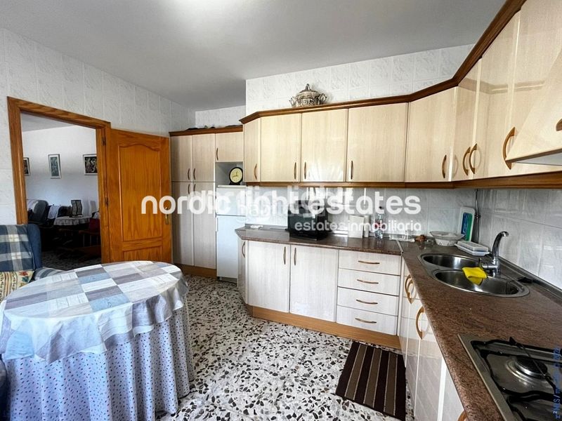 Foto 1be9f481-34e1-4f96-87fa-80fbf523fb80. Casa amb aparcament a Canillas de Aceituno