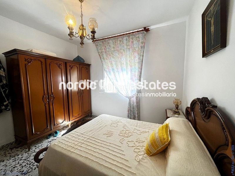 Foto 4ce4f309-2946-4a09-b6ef-b9064eedbbce. Casa amb aparcament a Canillas de Aceituno