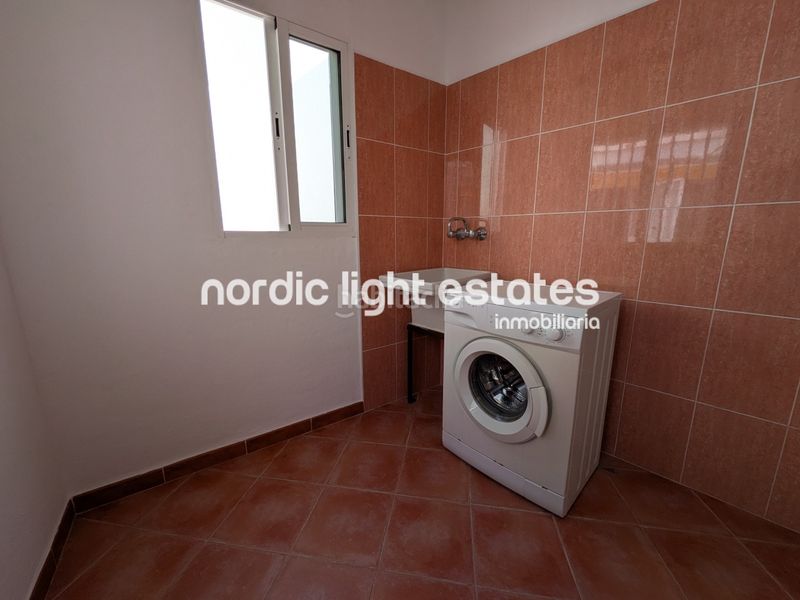 Foto ae3fa2c7-5963-44a3-9084-6dadaf98fa0e. Location appartement dans Centro Nerja