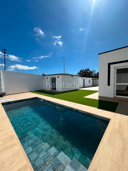 Foto 407ee7f6-3173-4aec-9ea4-82ecb0b5d72f. Chalet en Guargacho Arona