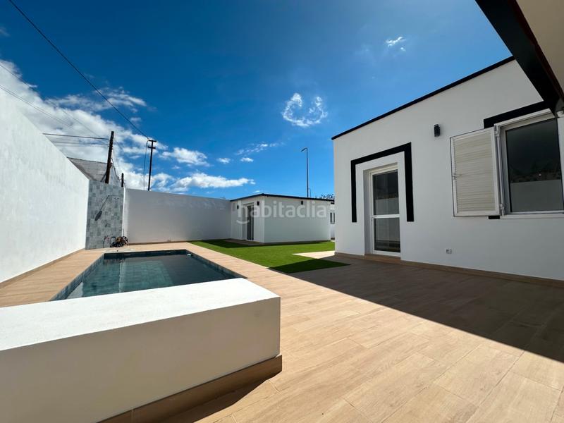 Foto 3dd01970-ae17-43e0-916b-ec43fd256e54. Chalet dans Guargacho Arona