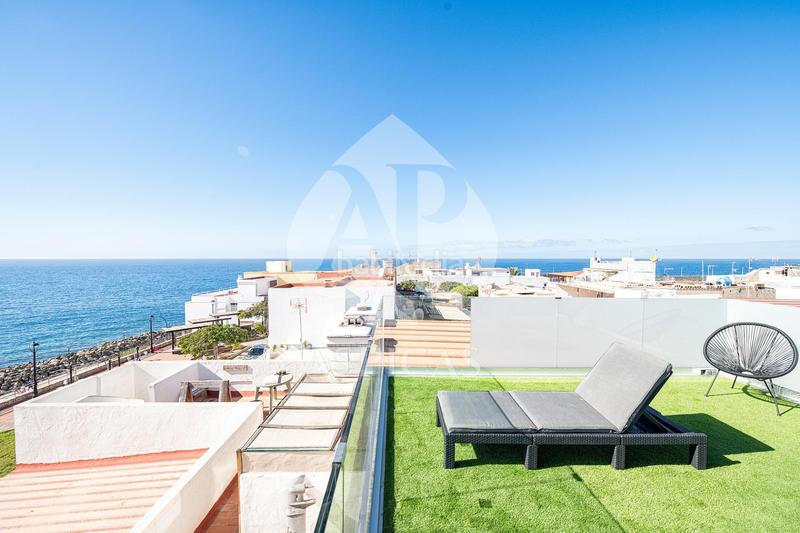 Foto cbadc8b1-1669-424e-a763-2124e85d4efe. Casa adossada a calle juan martin garcia 7 a Arguineguín Mogán