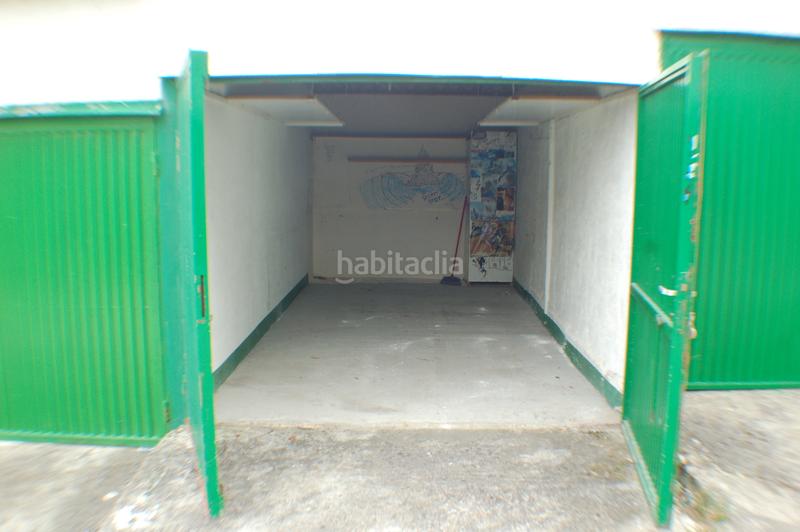 Foto 554dd800-80c7-4253-8ffe-ed48a0324a8e. Aparcament cotxe a calle carretera irún 25 a Cotolino Castro - Urdiales