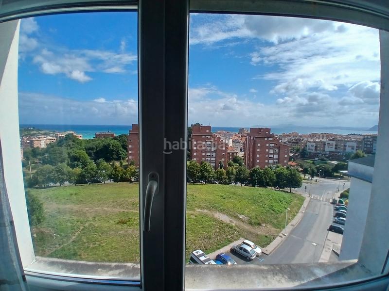 Foto 54dc7543-70e2-4ce2-87f1-c964a6a8f823. Rent penthouse in calle del voluntariado 13 in Centro Castro - Urdiales