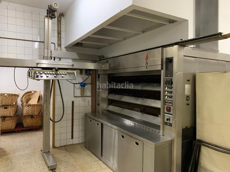 Foto cebe189e-39ed-430f-a4d2-1ef0d4542a7d. Local comercial amb calefacció a Corvera de Toranzo