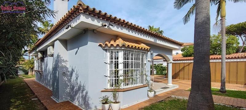 Foto 2d0220ee-73ab-4285-944a-249c59c09c24. Casa precioso chalet en sancti petri en Sancti Pietri Chiclana de la Frontera