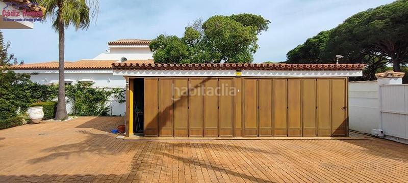 Foto f2b679a3-6ca5-4ff0-b17c-62360cda350d. Casa precioso chalet en sancti petri en Sancti Pietri Chiclana de la Frontera