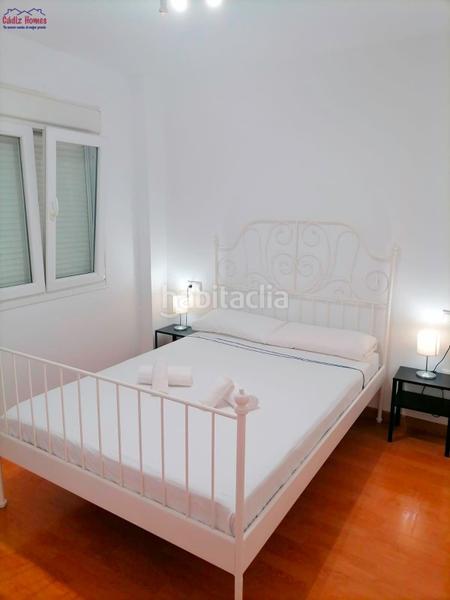Foto 1d923f47-7f26-4562-bdbe-966c127607d6. Piso apartamento en planta baja .zona teatro falla en Cádiz