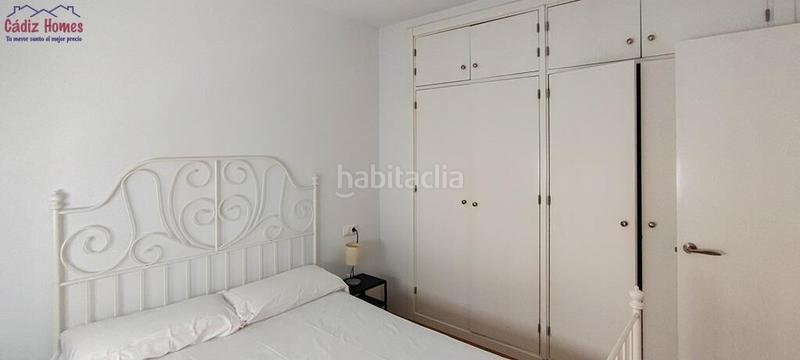 Foto 7ce5e8ce-a2a2-403c-b887-c129e486daeb. Piso apartamento en planta baja .zona teatro falla en Cádiz