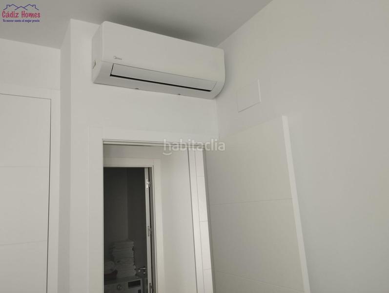Foto aaa70b00-5ea7-4063-8f1f-c752c7412289. Piso apartamento de reciente construccion.con ascensor en Cádiz